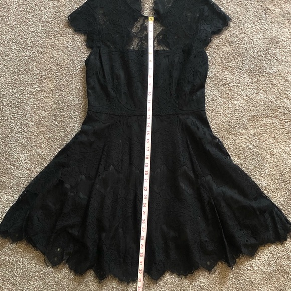 NWT BB Dakota Rihanna lace fit and flare dress - Picture 13 of 16